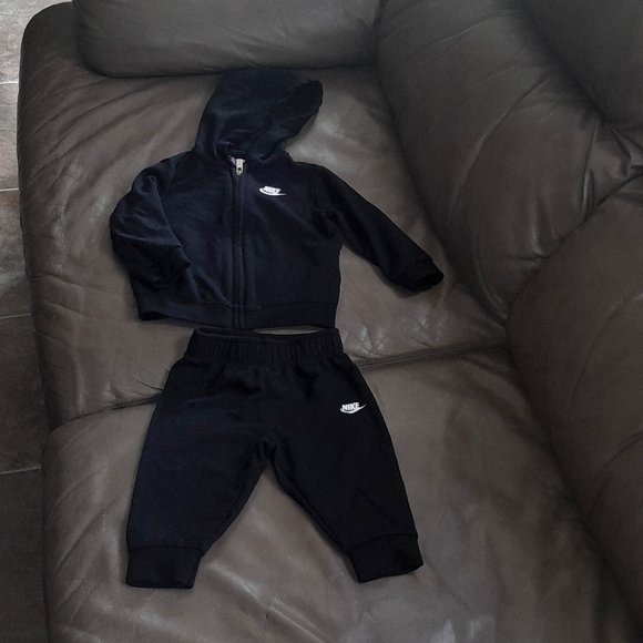 Nike baby set - Picture 1 of 6